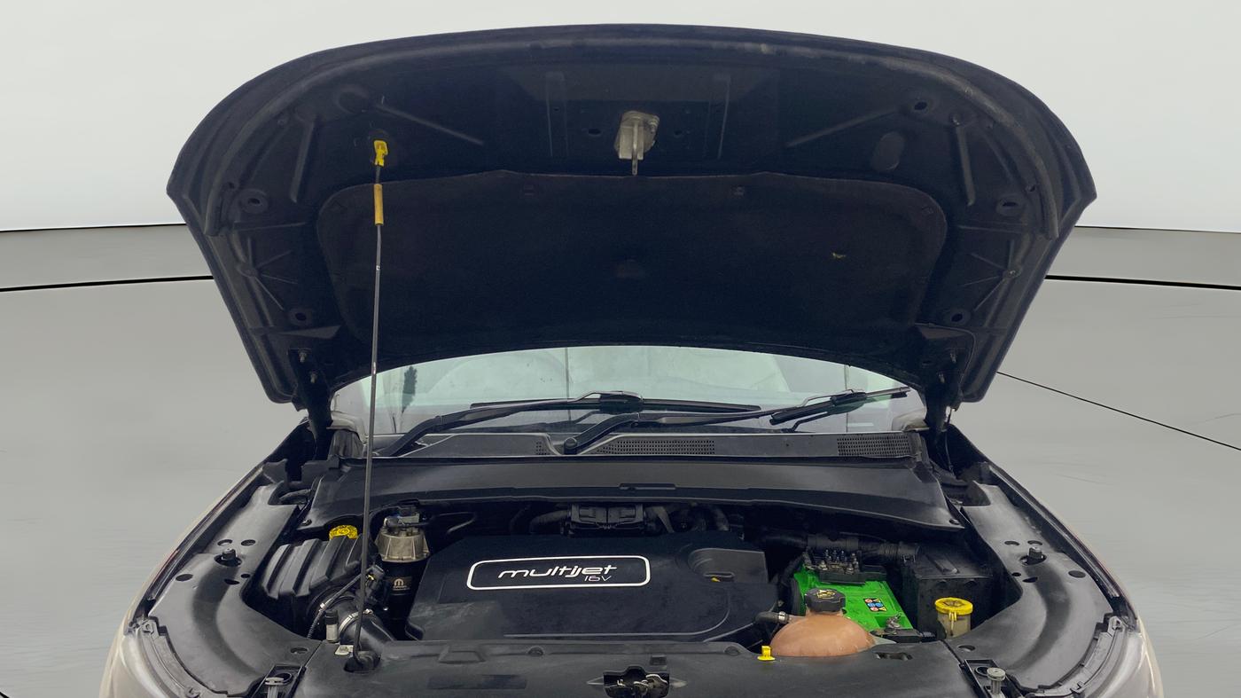 2018 Jeep Compass LIMITED 2.0 DIESEL, Diesel, Manual, 1,43,634 km, Open Bonet