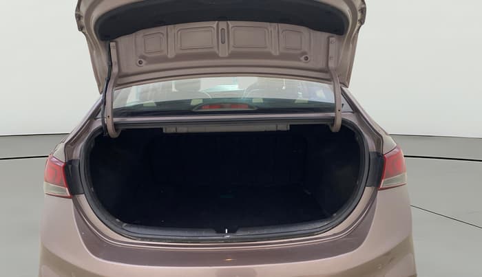 2018 Hyundai Verna 1.6 EX VTVT AT, Petrol, Automatic, 59,783 km, Boot Open Zoomed View