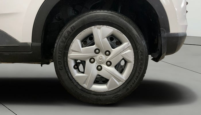 2022 Hyundai VENUE S 1.2, Petrol, Manual, 39,560 km, Left Rear Wheel