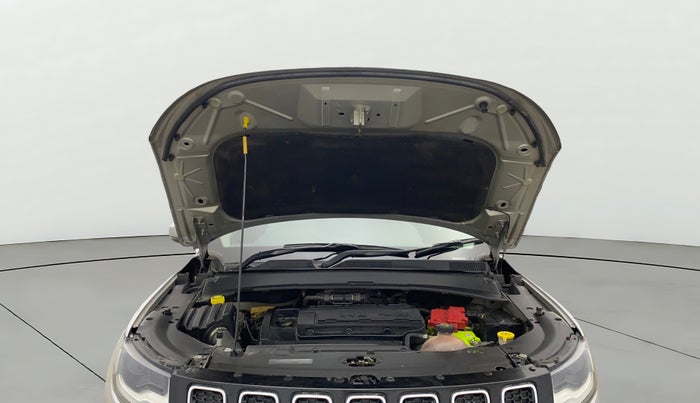 2020 Jeep Compass LONGITUDE PLUS 1.4 PETROL AT, Petrol, Automatic, 1,18,086 km, Open Bonet