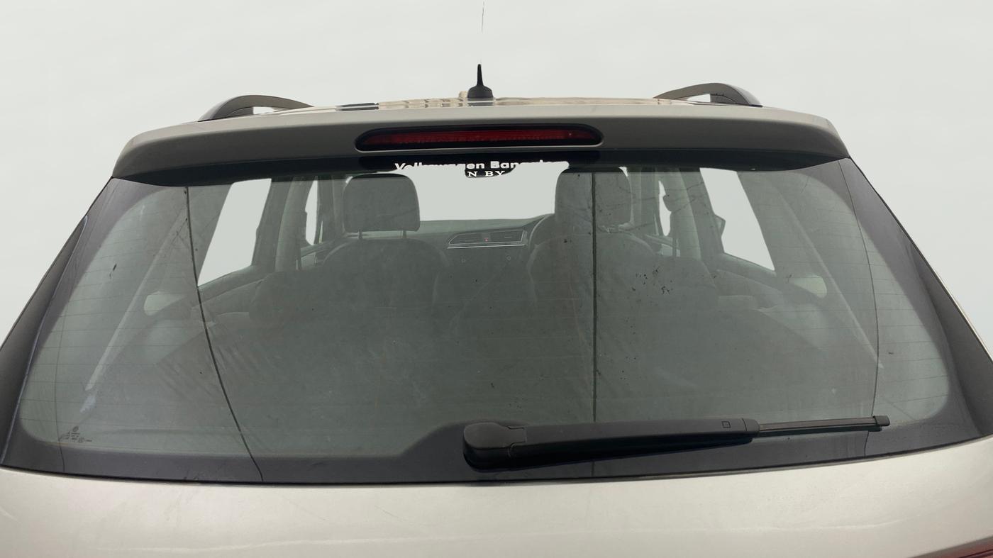 2017 Volkswagen TIGUAN COMFORTLINE TDI AT, Diesel, Automatic, 97,789 km, Rear Windshield