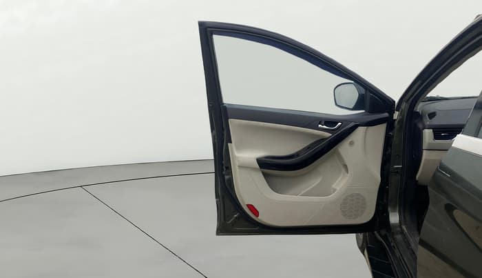 2021 Tata NEXON XZA PLUS SUNROOF PETROL, Petrol, Automatic, 58,864 km, LHS Front Door