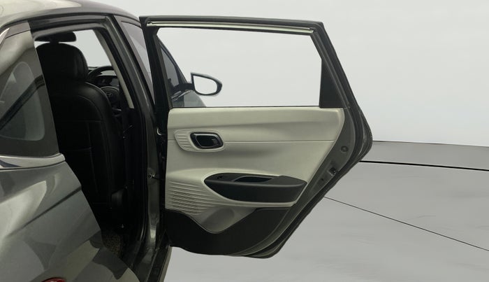 2023 Hyundai NEW I20 SPORTZ 1.2 IVT, Petrol, Automatic, 38,313 km, RHS Rear Door