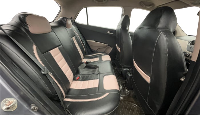 2015 Hyundai Grand i10 SPORTZ 1.2 KAPPA VTVT, Petrol, Manual, 86,657 km, Right Side Rear Door Cabin