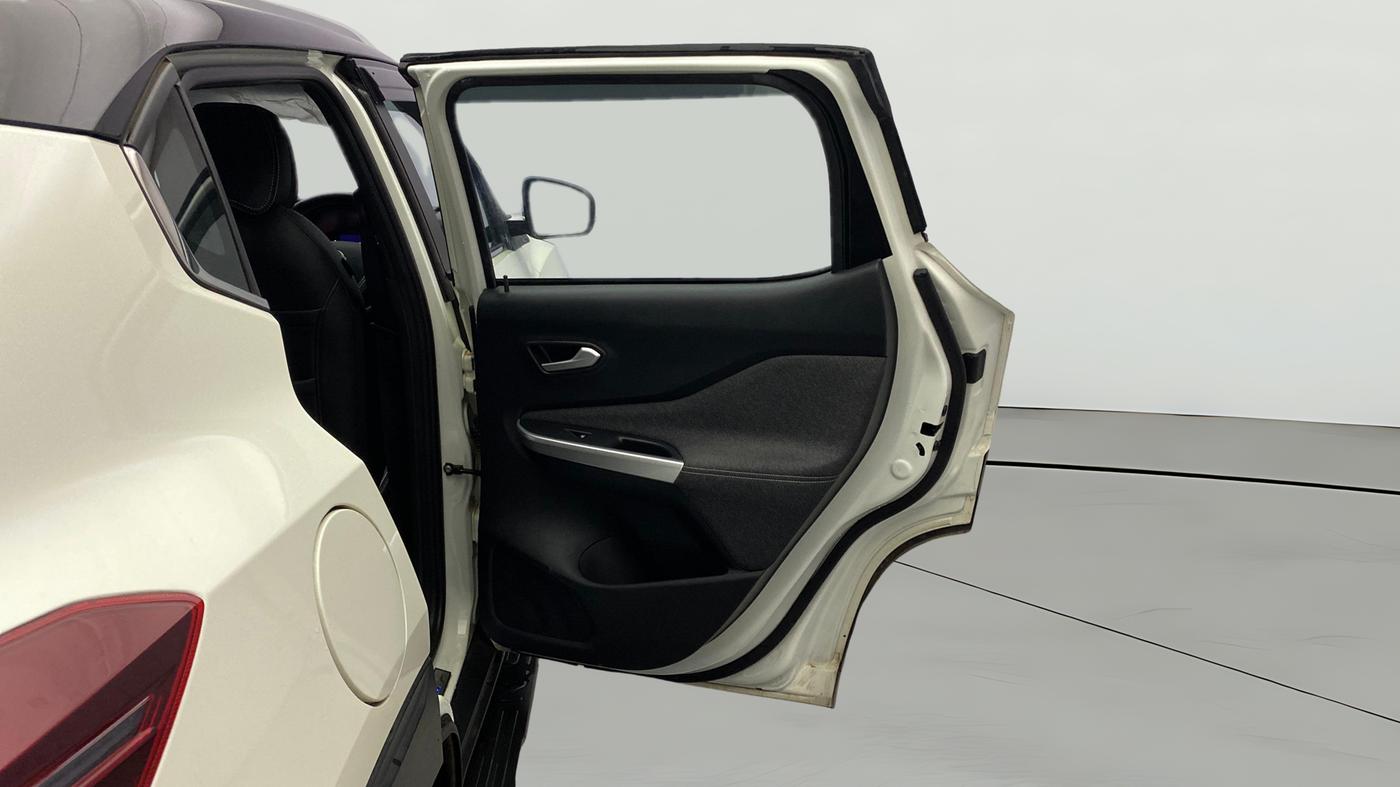 2023 Nissan MAGNITE XV PREMIUM TURBO CVT DUAL TONE, Petrol, Automatic, 6,857 km, RHS Rear Door