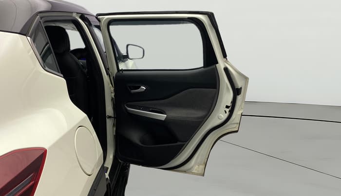 2023 Nissan MAGNITE XV PREMIUM TURBO CVT DUAL TONE, Petrol, Automatic, 6,857 km, RHS Rear Door