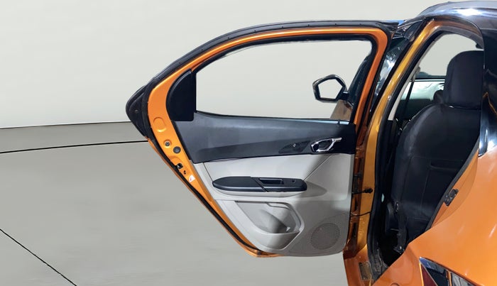 2018 Tata Tiago XZ PETROL, Petrol, Manual, 19,165 km, LHS Rear Door