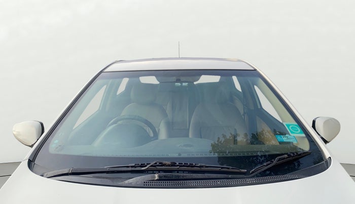 2014 Hyundai Verna FLUIDIC 1.4 VTVT CX, Petrol, Manual, 1,15,873 km, Front Windshield