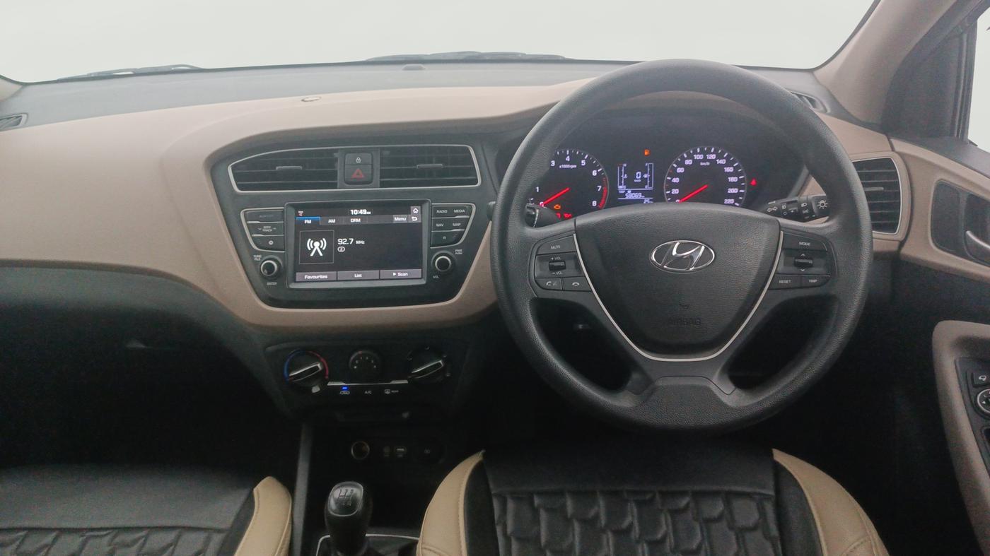 2020 Hyundai Elite i20 SPORTZ PLUS 1.2, Petrol, Manual, 25,812 km, Steering Wheel Close Up
