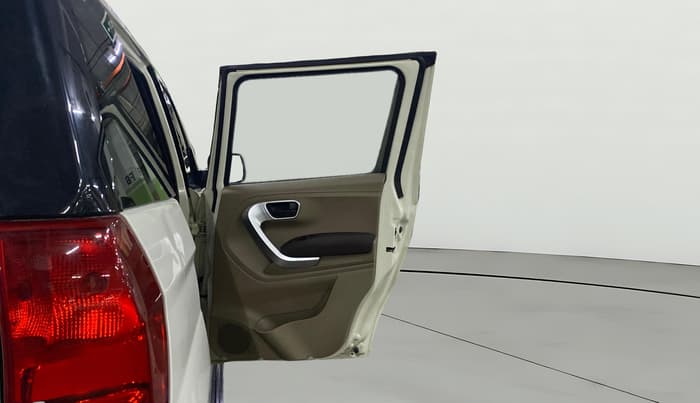 2015 Mahindra TUV300 T8, Diesel, Manual, 81,031 km, RHS Rear Door