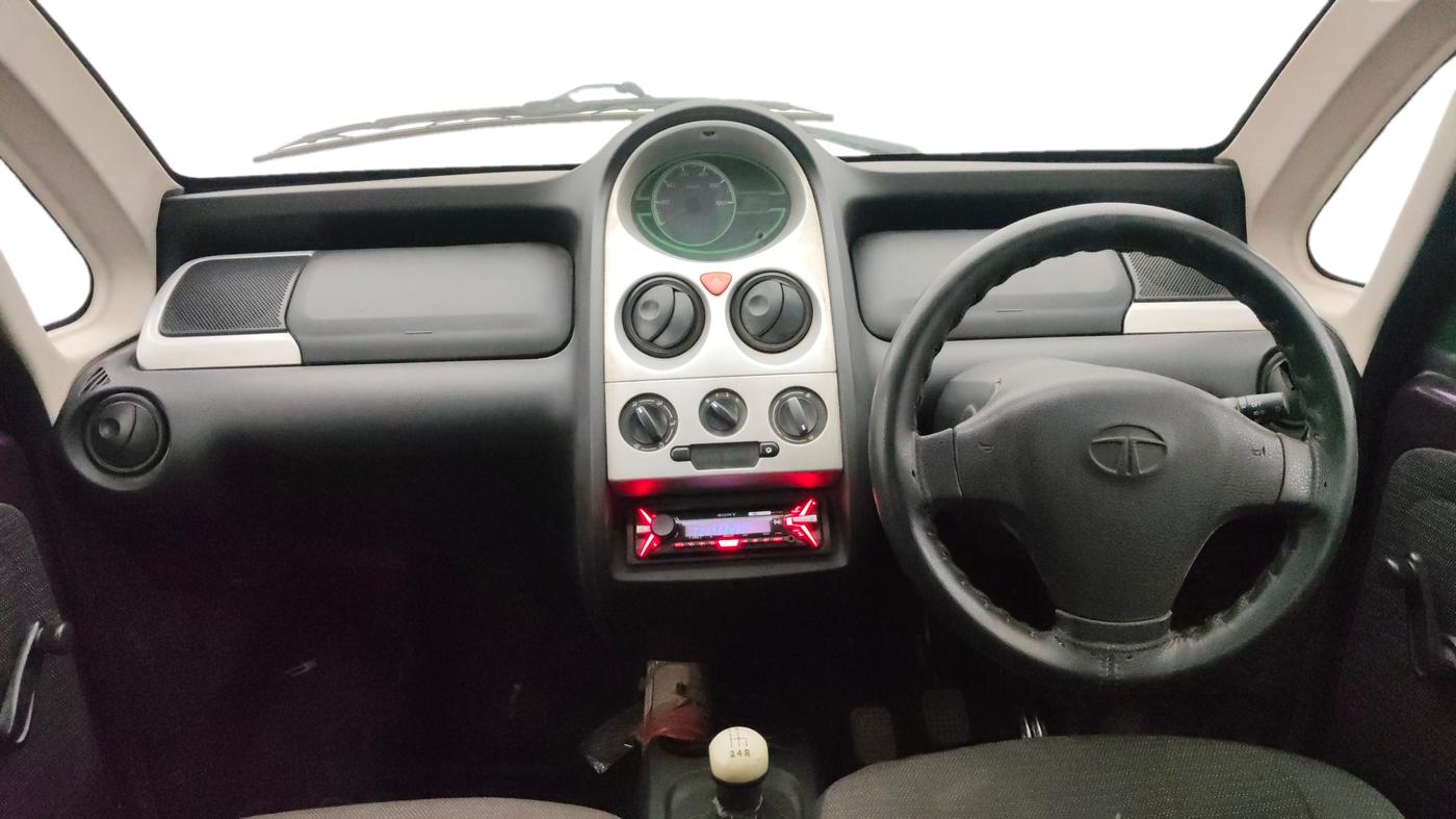 2014 Tata Nano EMAX XM CNG, CNG, Manual, 40,078 km, Dashboard