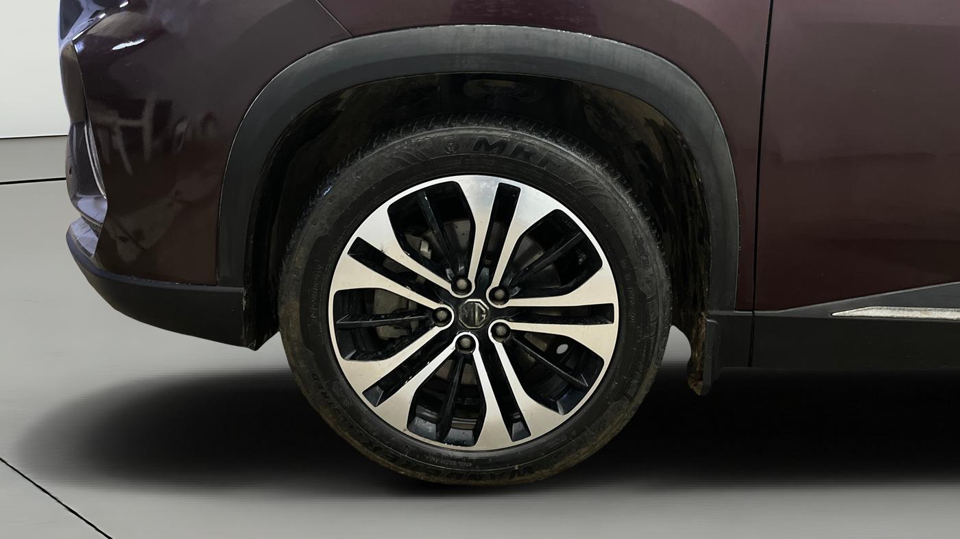 2021 MG HECTOR PLUS SHARP 1.5 PETROL TURBO DCT 6-STR, Petrol, Automatic, 88,872 km, Left Front Wheel