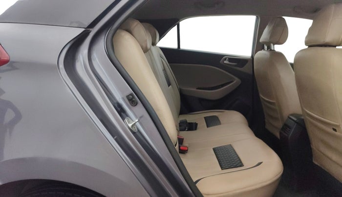 2015 Hyundai Elite i20 ASTA 1.2, Petrol, Manual, 70,260 km, Right Side Rear Door Cabin