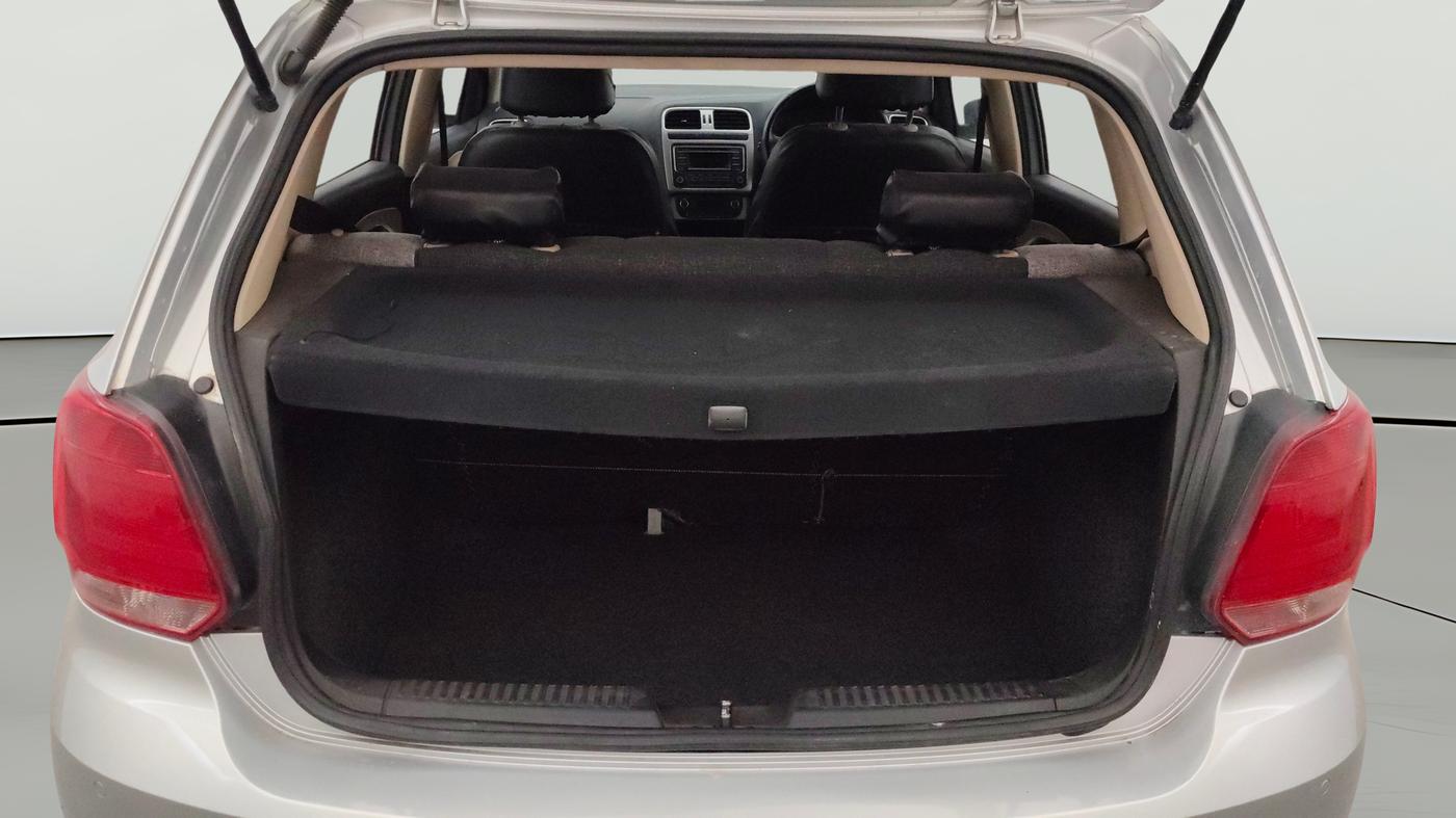 2015 Volkswagen Polo HIGHLINE1.2L, Petrol, Manual, 61,171 km, Boot Open Zoomed View