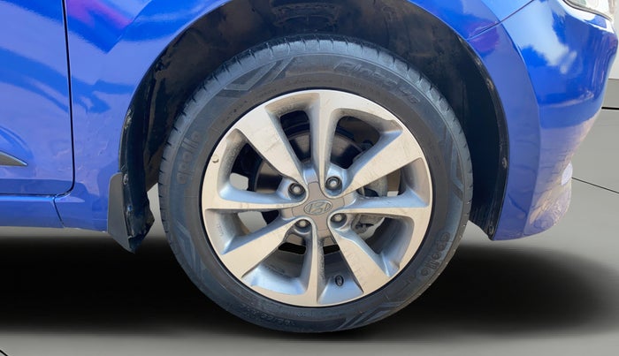 2014 Hyundai Elite i20 SPORTZ 1.2 (O), Petrol, Manual, 32,073 km, Right Front Wheel