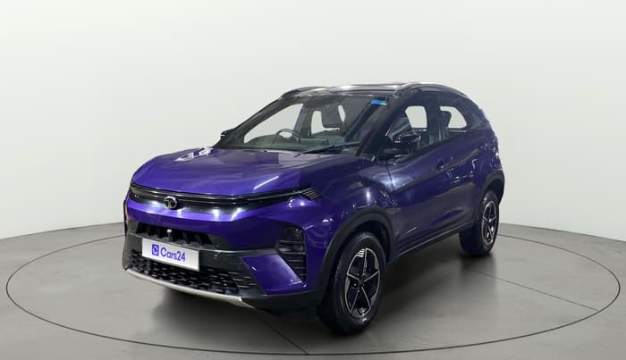 2024 Tata NEXON FEARLESS PURPLE + SUNROOF DCA DUAL TONE 1.2 PETROL, Petrol, Automatic, 14,104 km, Left Front Diagonal