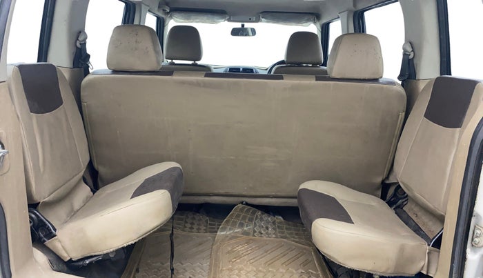 2016 Mahindra TUV300 T4 PLUS, Diesel, Manual, 1,08,591 km, Third Seat Row ( optional )