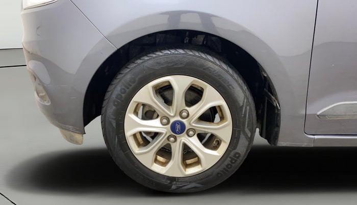 2017 Ford Figo Aspire TITANIUM 1.2 PETROL, Petrol, Manual, 32,545 km, Left Front Wheel