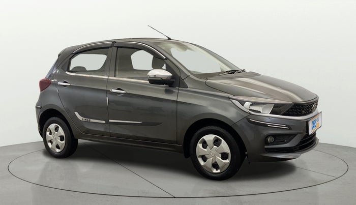 2023 Tata Tiago XT (O) PETROL, Petrol, Manual, 10,442 km, SRP