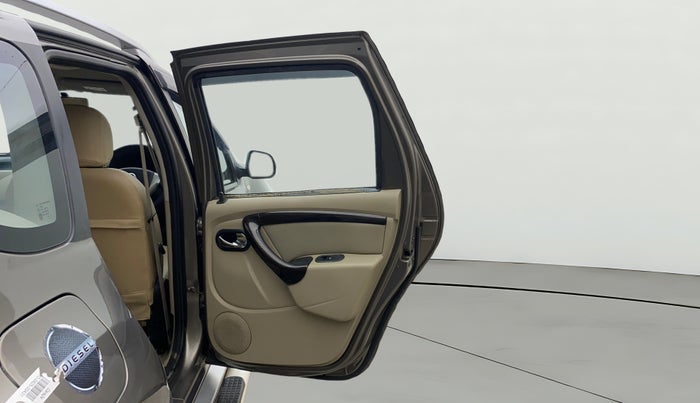 2015 Nissan Terrano XV D THP PREMIUM 110 PS, Diesel, Manual, 1,09,754 km, RHS Rear Door