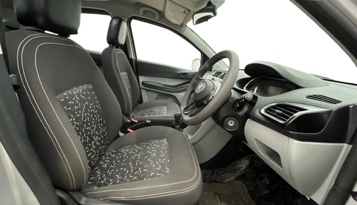 2020 Tata Tiago XT PETROL, Petrol, Manual, 67,564 km, Right Side Front Door Cabin