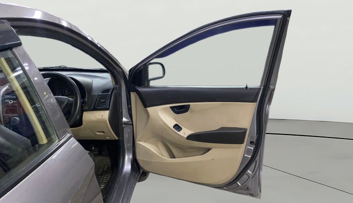 2012 Hyundai Eon ERA +, Petrol, Manual, 75,364 km, RHS Front Door