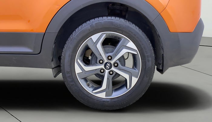 2018 Hyundai Creta SX 1.6 PETROL DUAL TONE, Petrol, Manual, 41,824 km, Left Rear Wheel