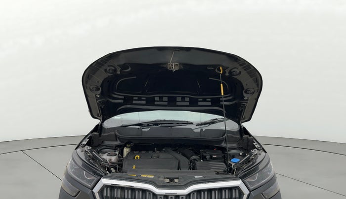 2023 Skoda KUSHAQ AMBITION 1.5 TSI MT, Petrol, Manual, 51,255 km, Open Bonet