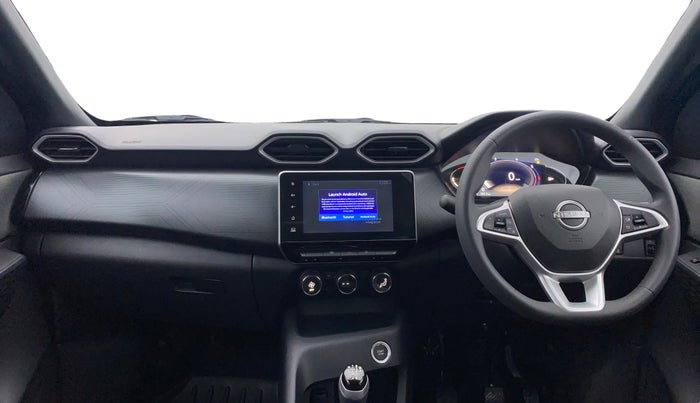 2024 Nissan MAGNITE N-Connecta B4D 1.0 Petrol MT Dual Tone, Petrol, Manual, 3,297 km, Dashboard