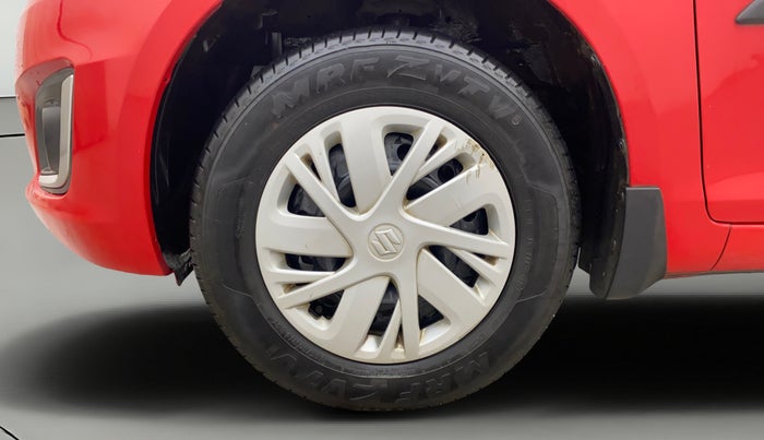 2015 Maruti Swift VXI, Petrol, Manual, 76,694 km, Left Front Wheel