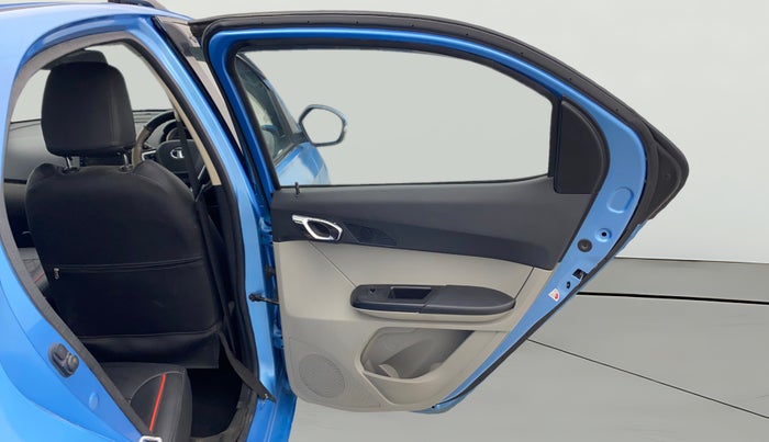 2017 Tata Tiago XZ PETROL, Petrol, Manual, 71,660 km, RHS Rear Door