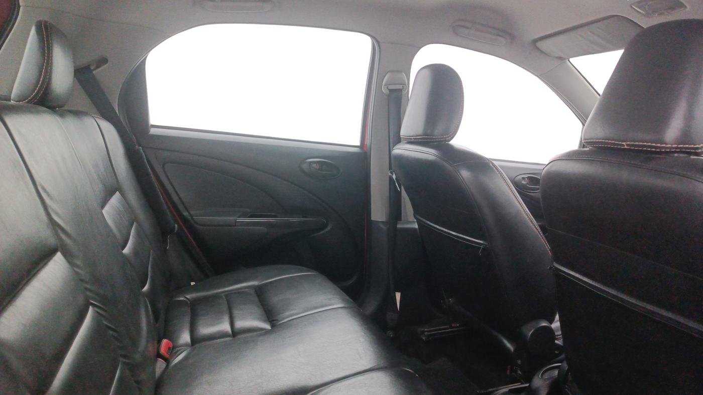2014 Toyota Etios CROSS 1.2 G, Petrol, Manual, 96,562 km, Right Side Rear Door Cabin