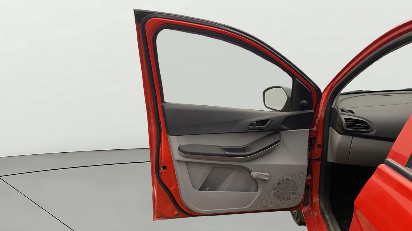 2021 Tata Tiago XE PETROL, Petrol, Manual, 12,762 km, LHS Front Door
