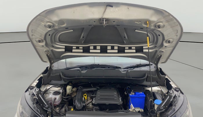 2021 Skoda KUSHAQ AMBITION 1.0L TSI MT, Petrol, Manual, 1,47,180 km, Open Bonet