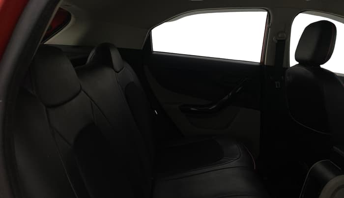 2018 Tata NEXON XM PETROL, Petrol, Manual, 71,164 km, Right Side Rear Door Cabin