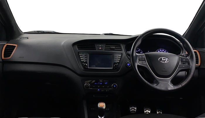 2016 Hyundai i20 Active 1.2 SX, Petrol, Manual, 88,230 km, Dashboard