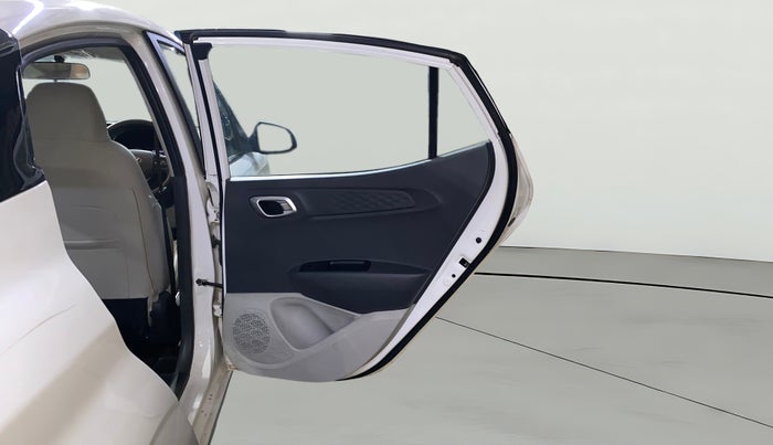 2023 Hyundai AURA SX 1.2 CNG, CNG, Manual, 41,204 km, RHS Rear Door