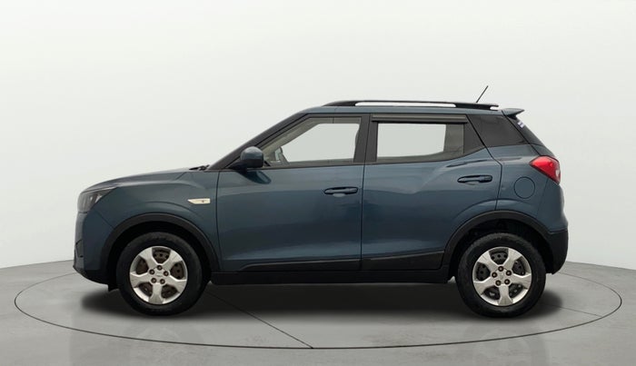 2019 Mahindra XUV300 W6 1.2 PETROL, Petrol, Manual, 72,860 km, Left Side