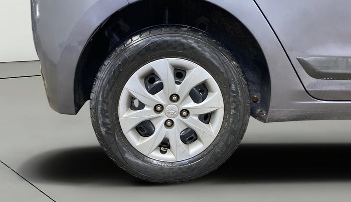 2015 Hyundai Elite i20 SPORTZ 1.2, CNG, Manual, 71,385 km, Right Rear Wheel