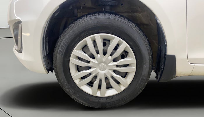 2016 Maruti Swift VXI, Petrol, Manual, 1,02,156 km, Left Front Wheel