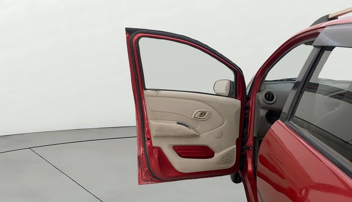 2016 Datsun Redi Go T (O), Petrol, Manual, 98,760 km, LHS Front Door