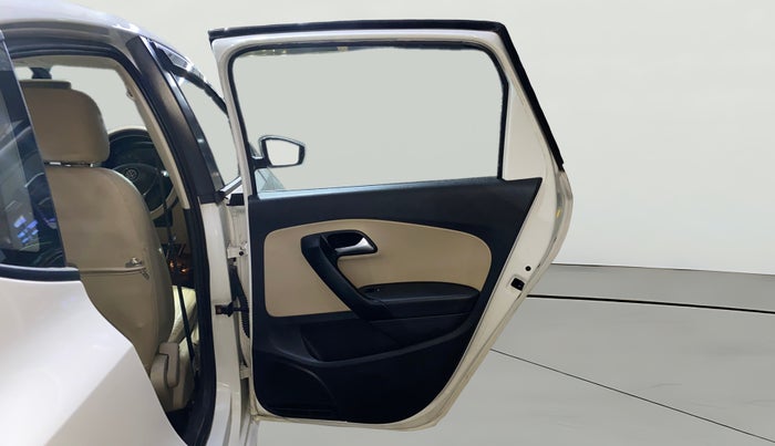 2016 Volkswagen Polo HIGHLINE1.2L, Petrol, Manual, 33,574 km, RHS Rear Door