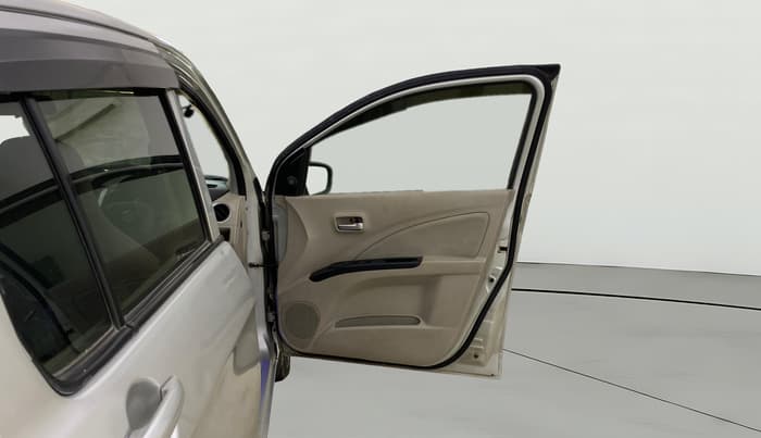 2018 Maruti Celerio VXI (O) CNG, CNG, Manual, 50,929 km, RHS Front Door