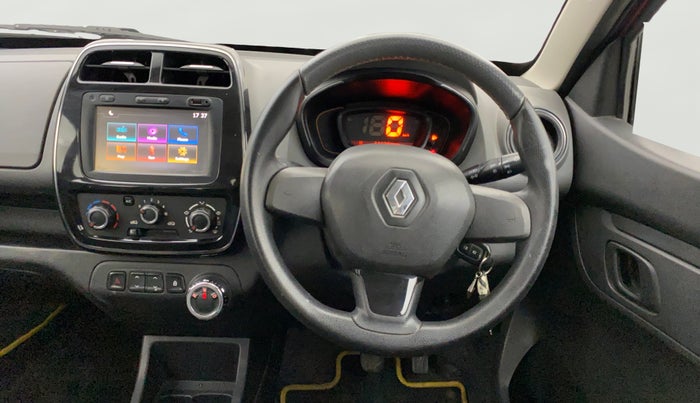 2017 Renault Kwid RXT 1.0 AMT (O), Petrol, Automatic, 23,001 km, Steering Wheel Close Up