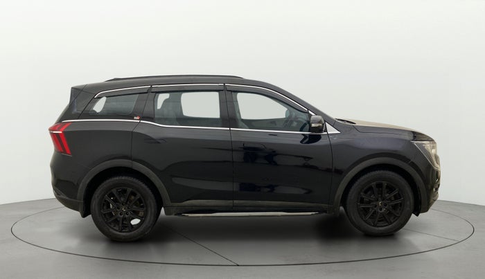 2024 Mahindra XUV700 AX 7 LUXURY D AT 7 STR, Diesel, Automatic, 28,342 km, Right Side View