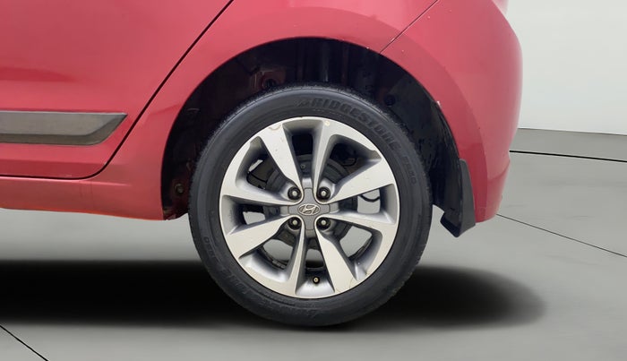 2017 Hyundai Elite i20 ASTA 1.2 (O), Petrol, Manual, 1,16,661 km, Left Rear Wheel