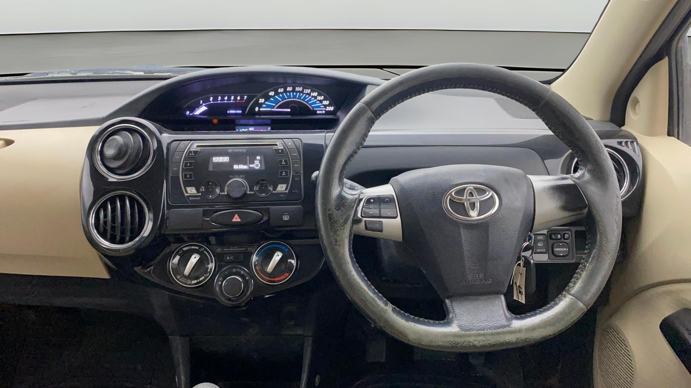 2017 Toyota Etios Liva VX, Petrol, Manual, 53,145 km, Steering Wheel Close Up