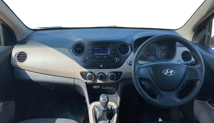 2015 Hyundai Grand i10 SPORTZ 1.2 KAPPA VTVT, Petrol, Manual, 38,403 km, Dashboard