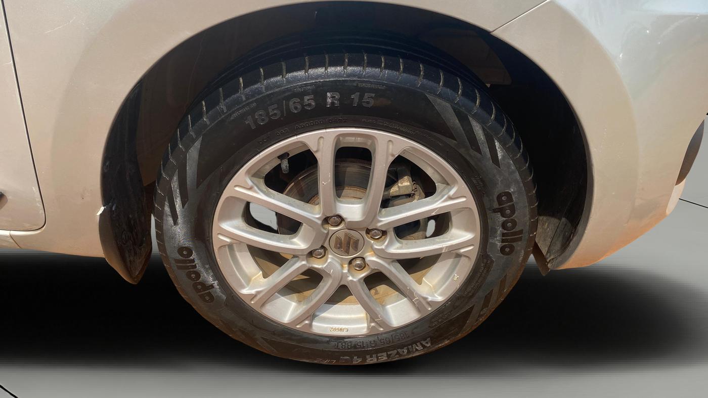 2019 Maruti Swift ZXI, Petrol, Manual, 78,723 km, Right Front Wheel