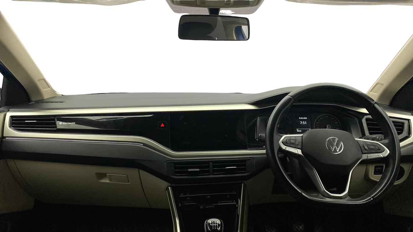 2022 Volkswagen VIRTUS HIGHLINE TSI 1.0 MT, Petrol, Manual, 28,233 km, Dashboard